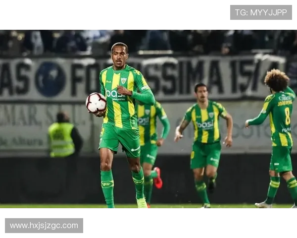 伯恩利足球俱乐部百年历史与英超征战精神传承之路 伯恩利足球俱乐部百年历史与英超征战精神传承之路