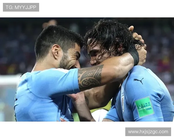 乌拉圭男足传奇球星苏亚雷斯与卡瓦尼辉煌征程解析