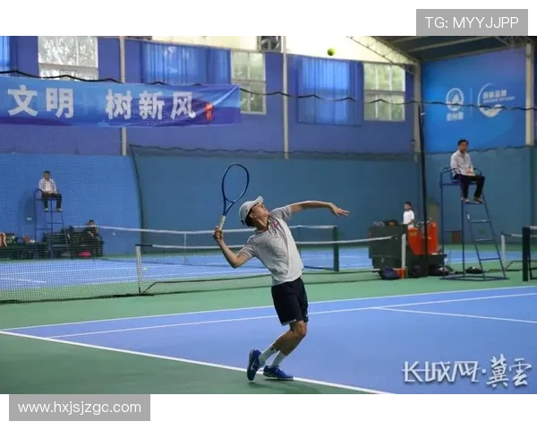 网球赛场群星闪耀新赛季激斗正酣冠军归属引发全球球迷关注热议中